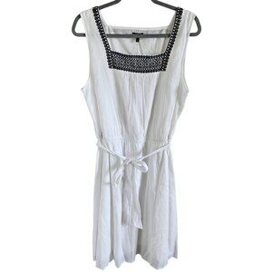 Talbots Woman NWT Size 14 White Gauzy Dress Black Embroidered Neckline Beachy